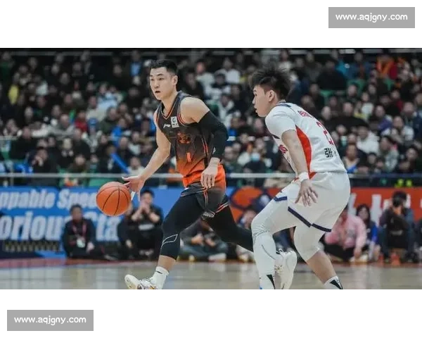 CBA焦点对决辽宁男篮迎战山东强强碰撞争夺季后赛主动权关键战